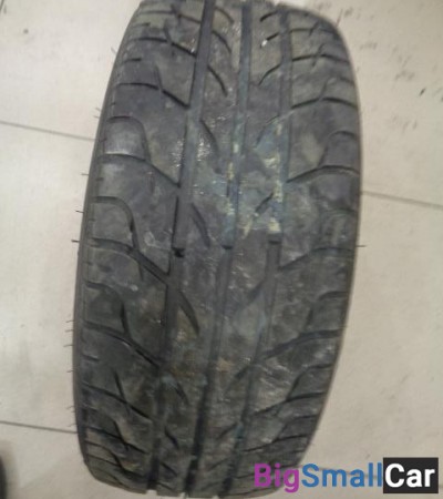 17 Летняя 235 45 от Шины - купить Казани