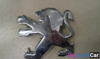 Эмблема передняя от Peugeot 308 1 2007-2013 - купить Казани
