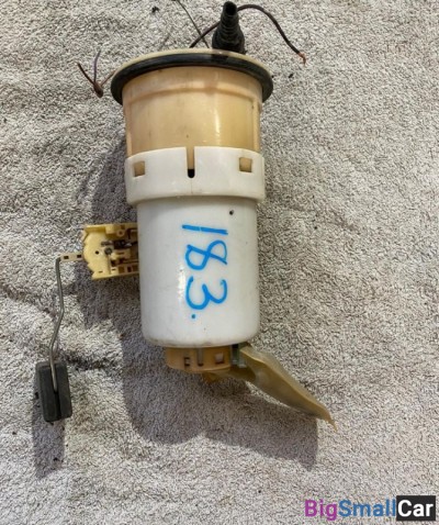 Насос топливный Toyota Vitz 10 1SZ - купить Казани