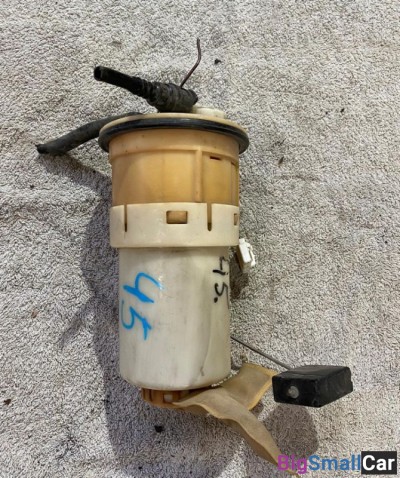 Насос топливный Toyota Funcargo 2NZ - купить Казани