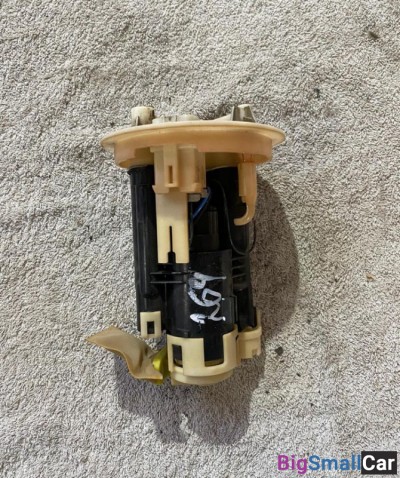 Насос топливный Mitsubishi Lancer 9 - купить Казани