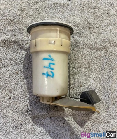 Насос топливный Toyota Ipsum 20 - купить Казани