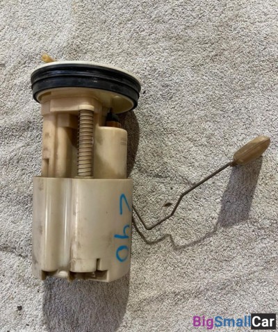 Насос топливный Nissan note - купить Казани