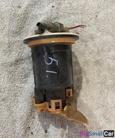 Насос топливный Mitsubishi LancerCedia - купить Казани