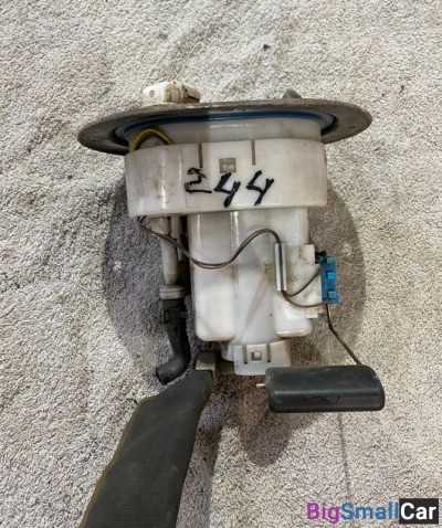 Насос топливный Hyundai Tucson 2.0 - купить Казани