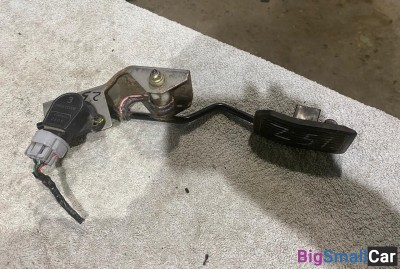 Педаль газа Nissan Sunny 15 - купить Казани