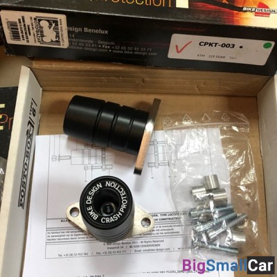 Слайдеры CRASH-PROTECTION KTM 125 DUKE 11-13 CPKT-003-B - купить Казани