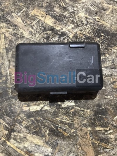 Крышка блока предохранителей renault laguna 2 - купить Казани