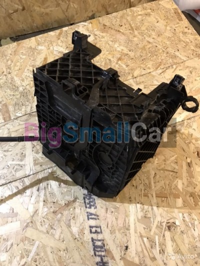 Корпус под аккумулятор Renault fluence - купить Казани